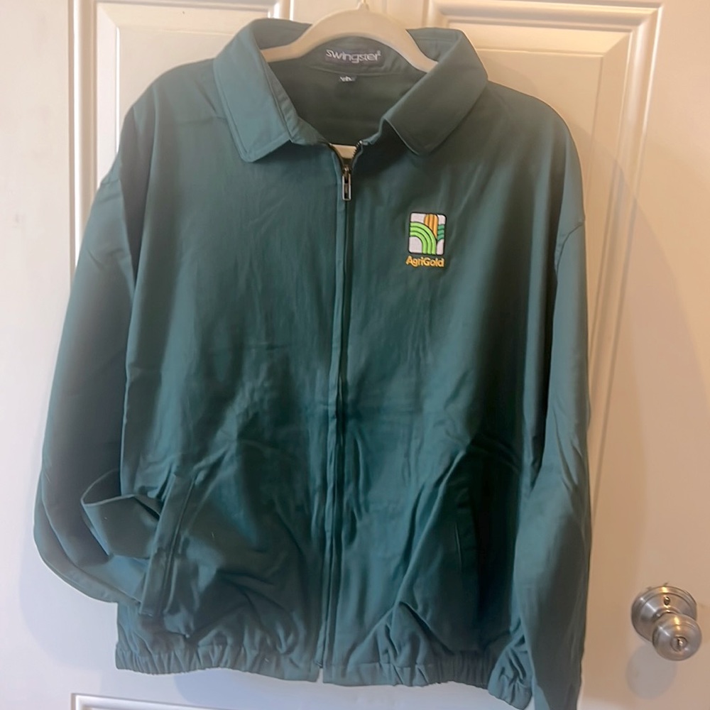 Swingster vintage AgriGold size large zip up jacket